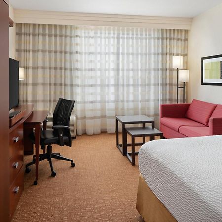 Courtyard By Marriott Houston Kingwood Kinwood Exterior foto