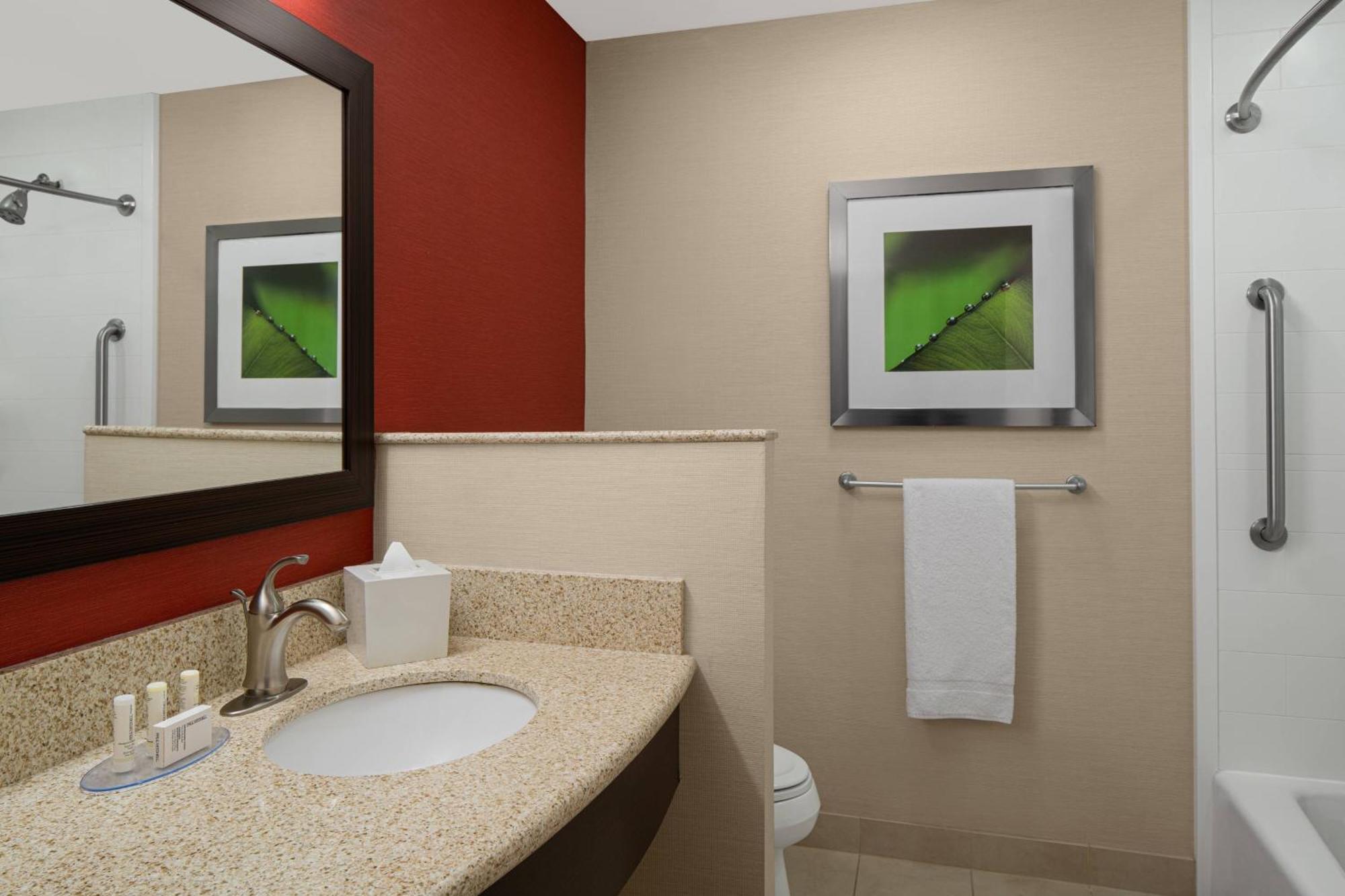 Courtyard By Marriott Houston Kingwood Kinwood Exterior foto